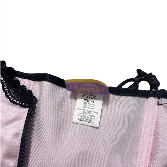 Intimate Attitudes corset - Picture 5 of 5